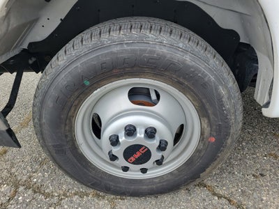 2025 GMC Savana Cutaway 3500 1WT