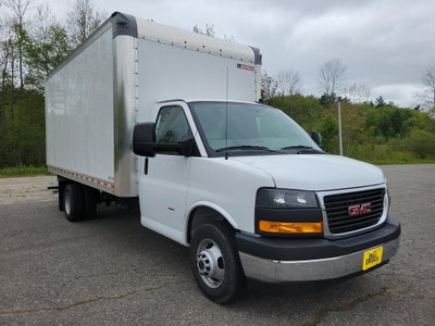 2025 GMC Savana Cutaway 3500 1WT