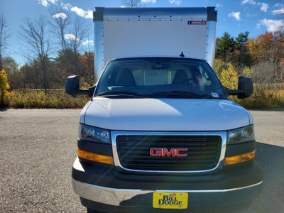 2025 GMC Savana Cutaway 3500 1WT