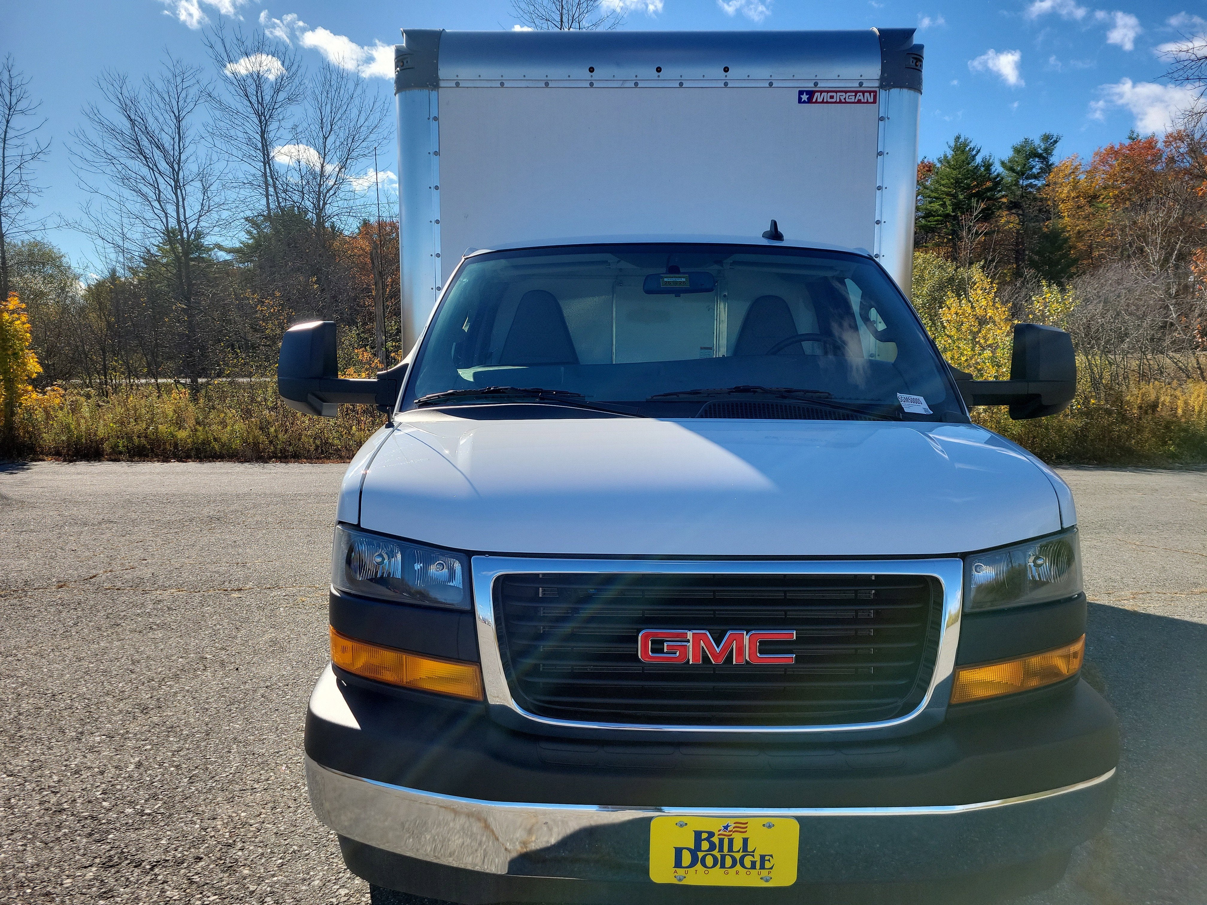 2025 GMC Savana Cutaway 3500 1WT