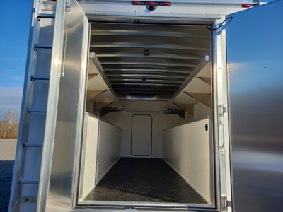 2025 GMC Savana Cutaway 4500 2WT