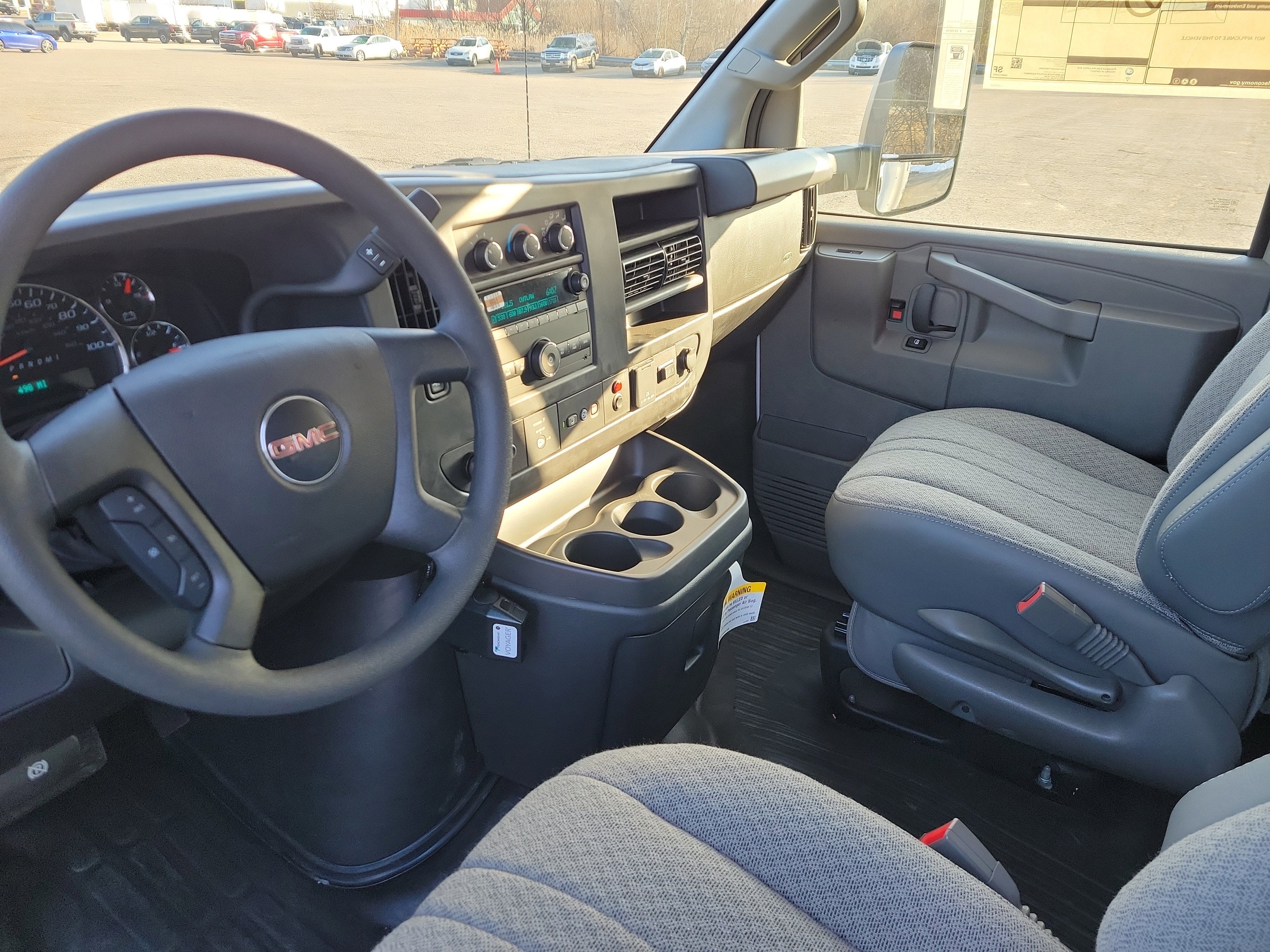 2025 GMC Savana Cutaway 4500 2WT