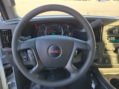 2025 GMC Savana Cutaway 4500 2WT