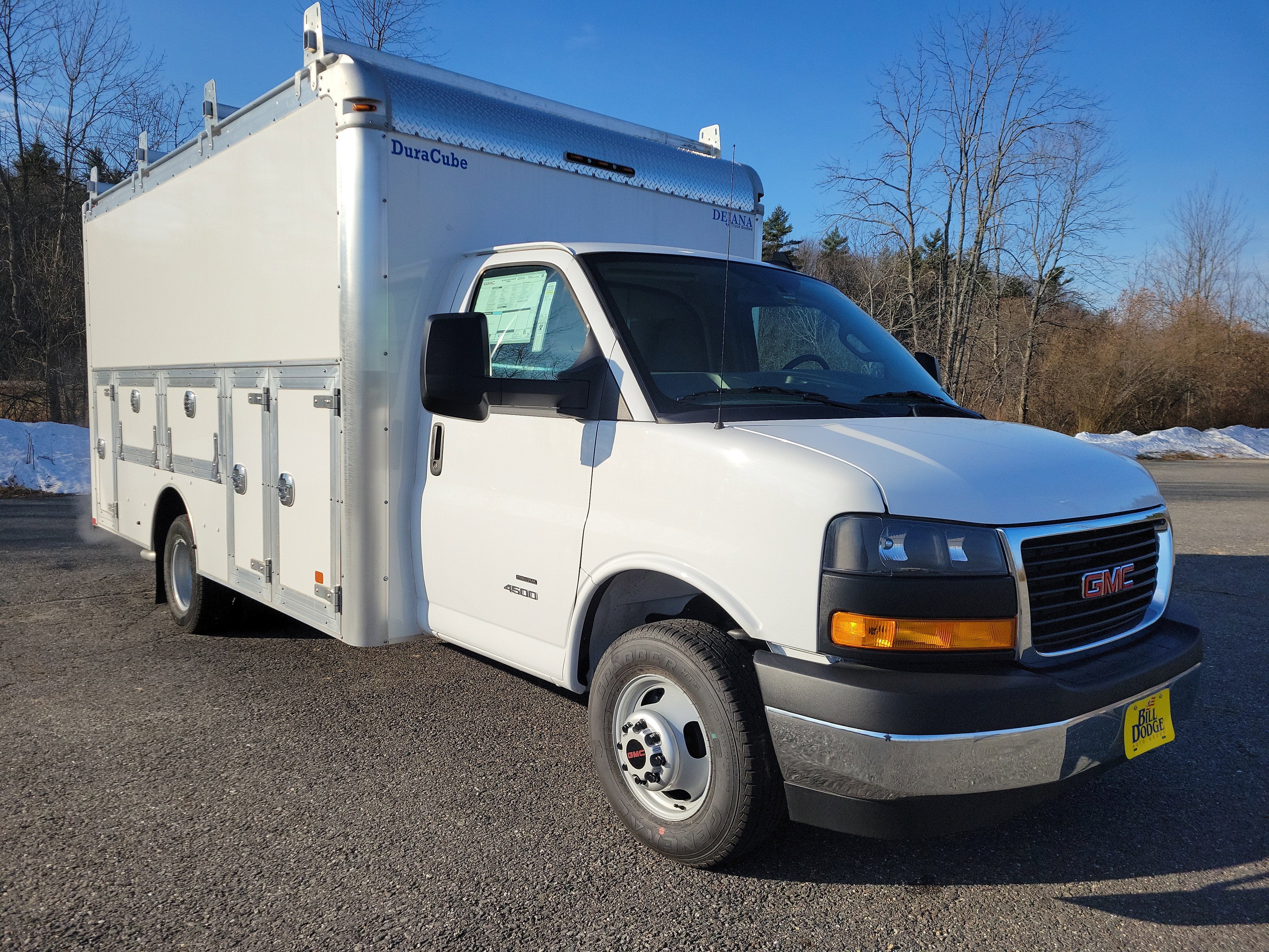 2025 GMC Savana Cutaway 4500 2WT