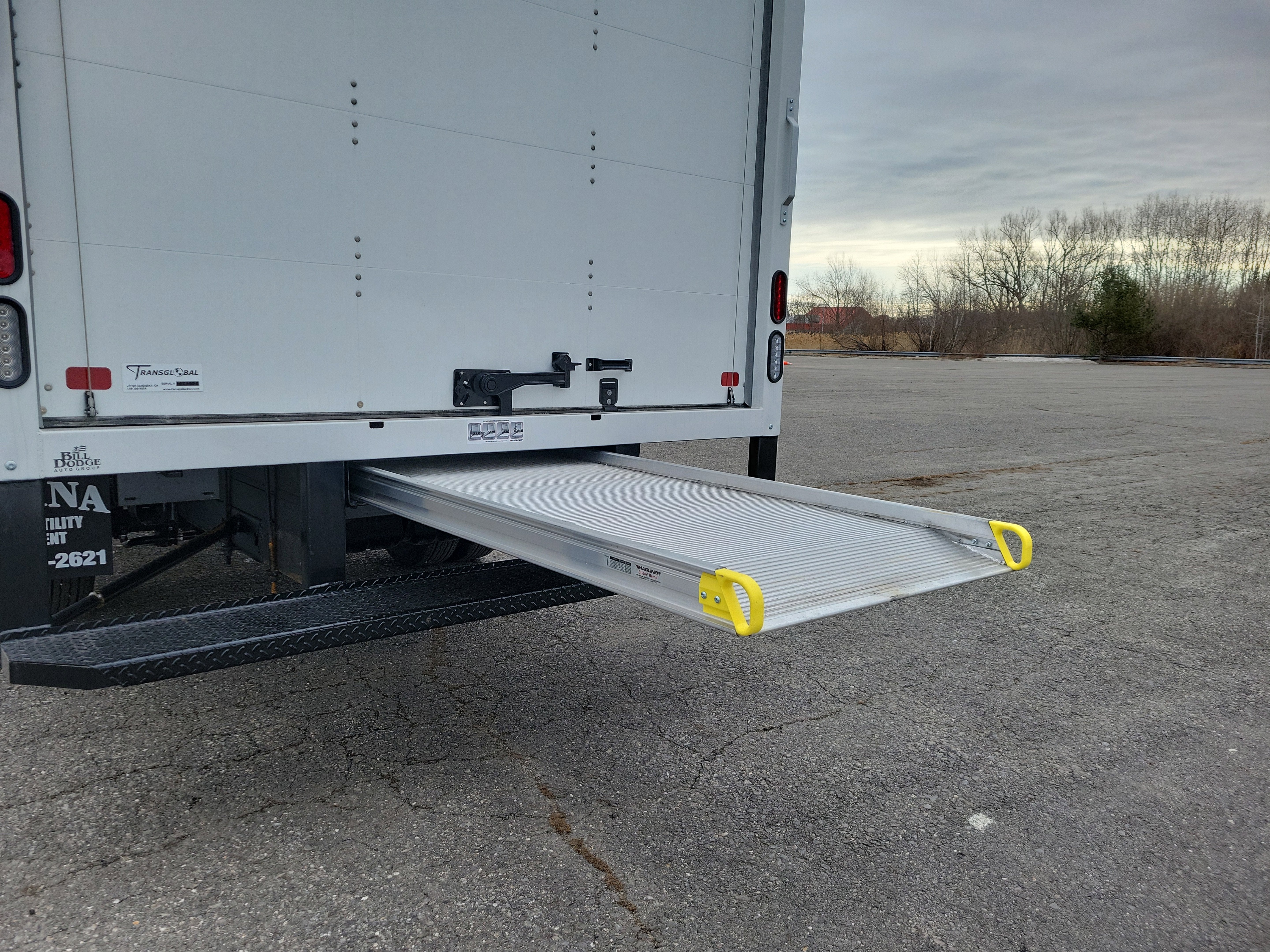 2025 GMC Savana Cutaway 4500 2WT