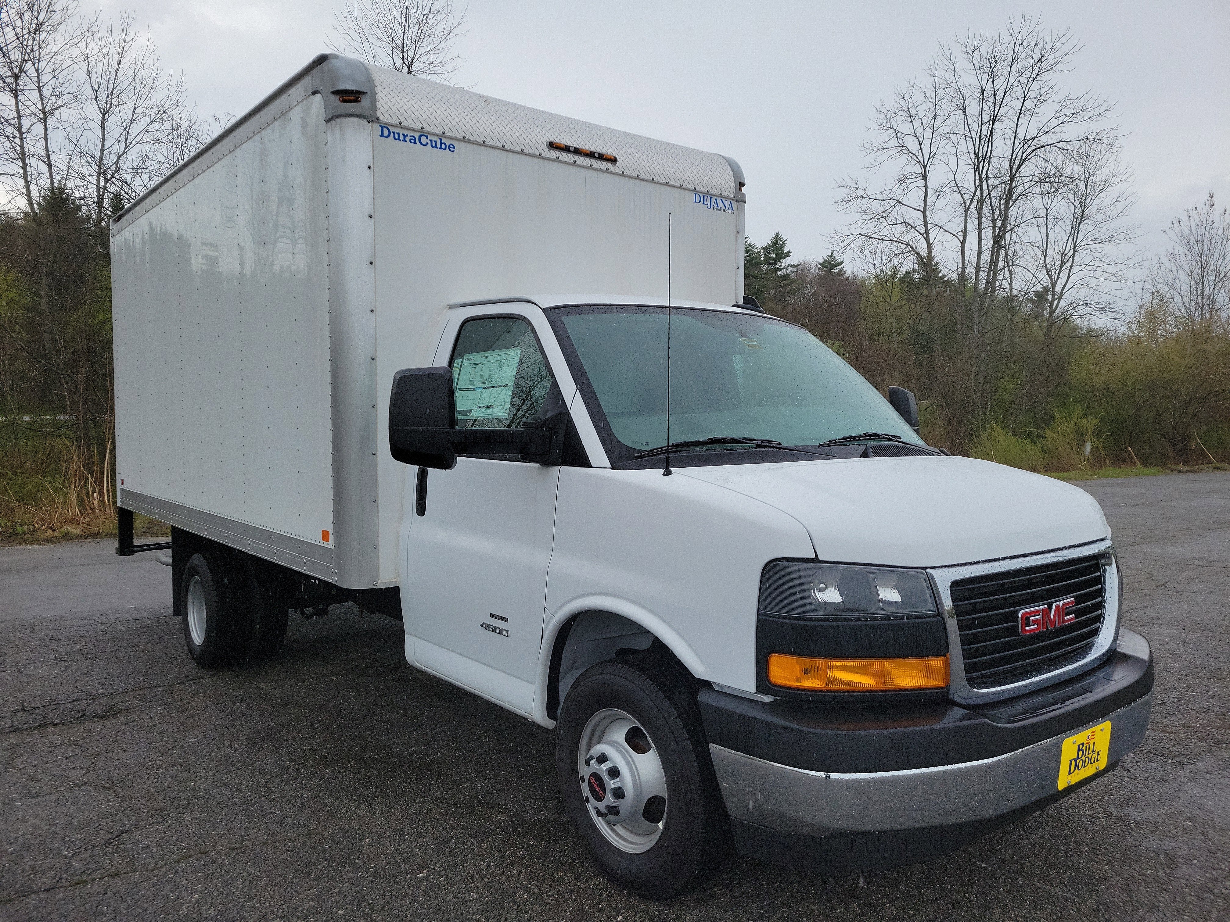 2025 GMC Savana Cutaway 4500 2WT