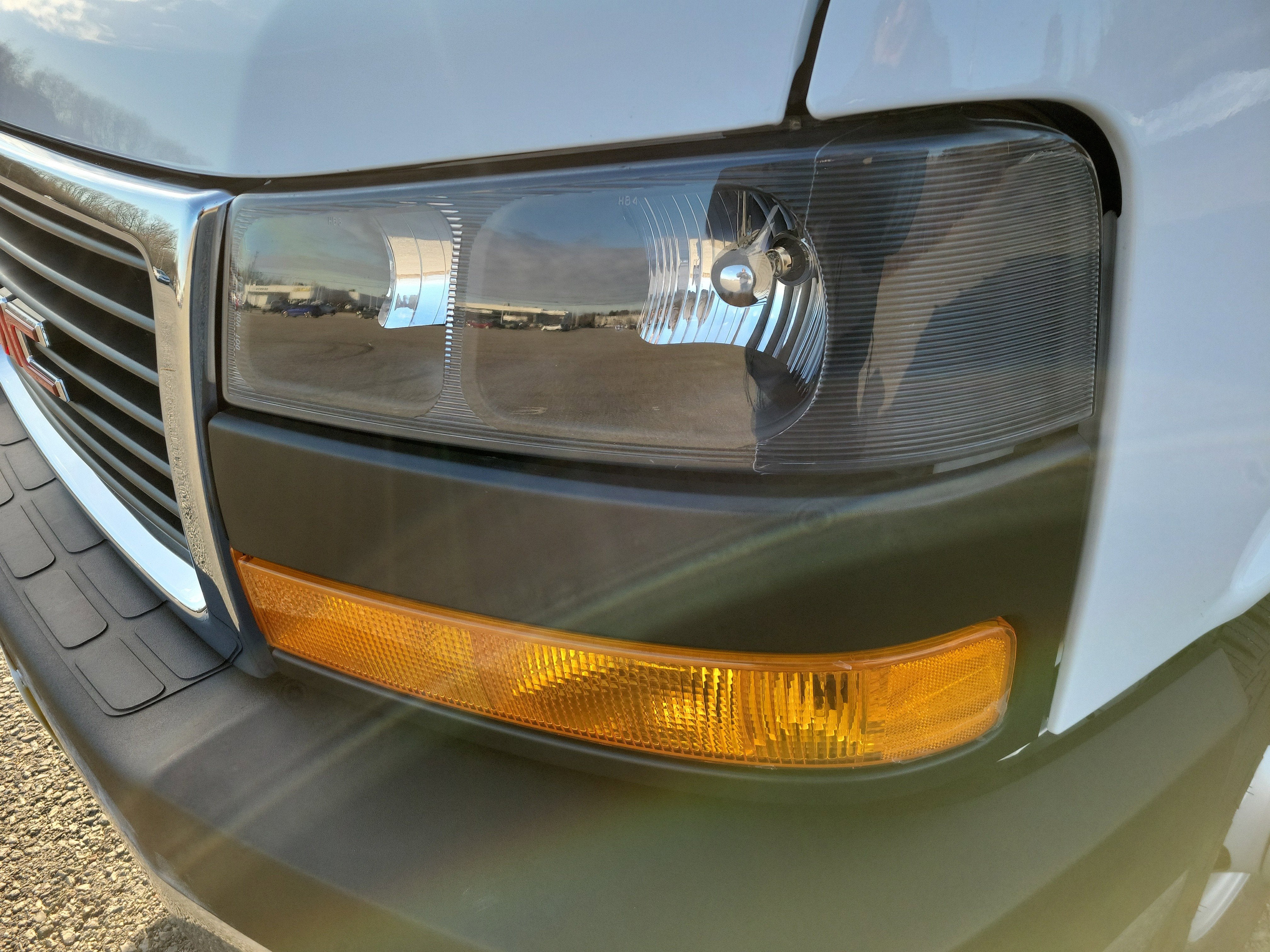 2025 GMC Savana Cutaway 4500 2WT