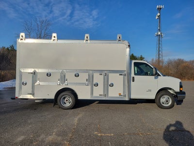 2025 GMC Savana Cutaway 4500 2WT