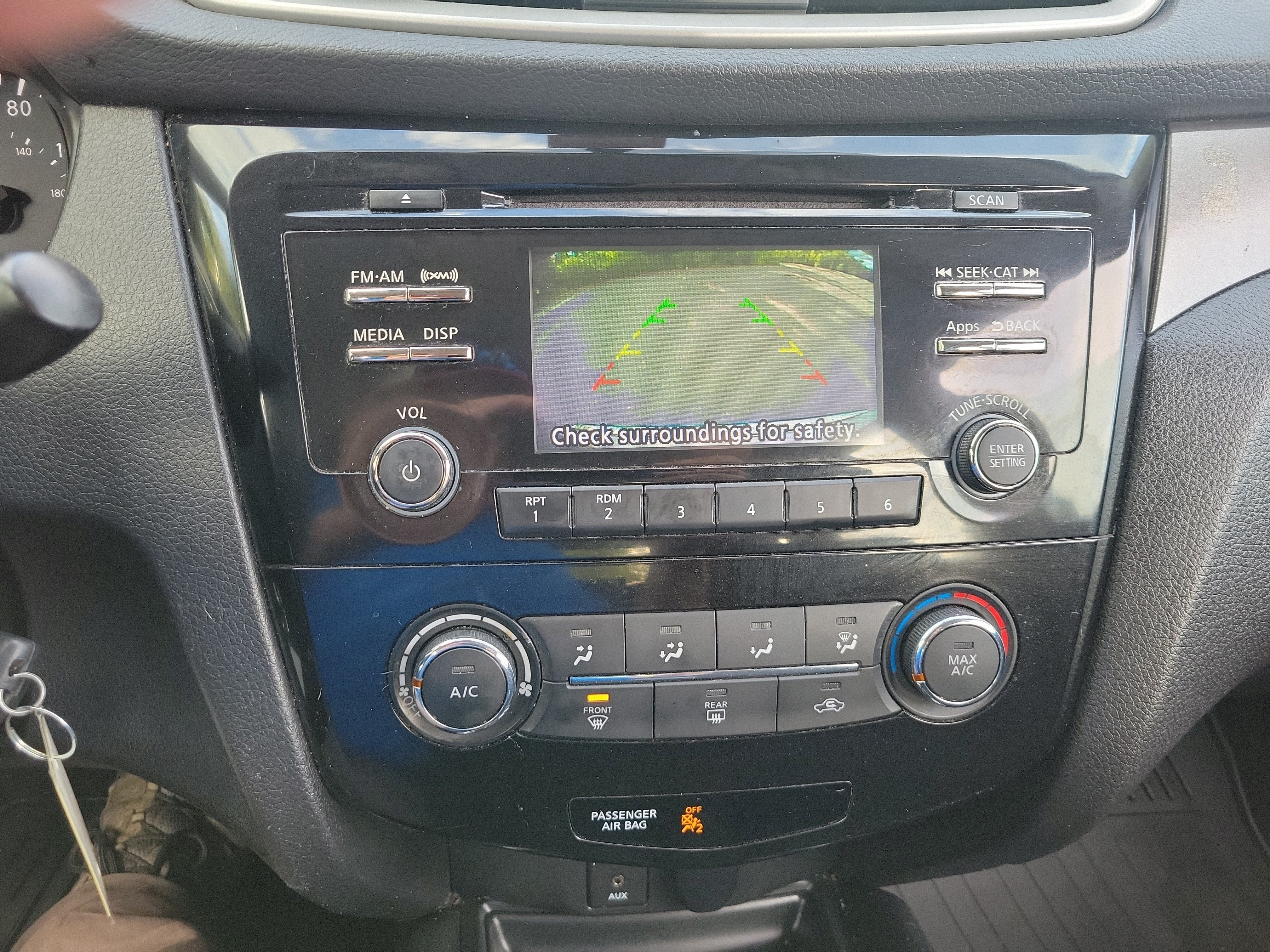2016 Nissan Rogue S